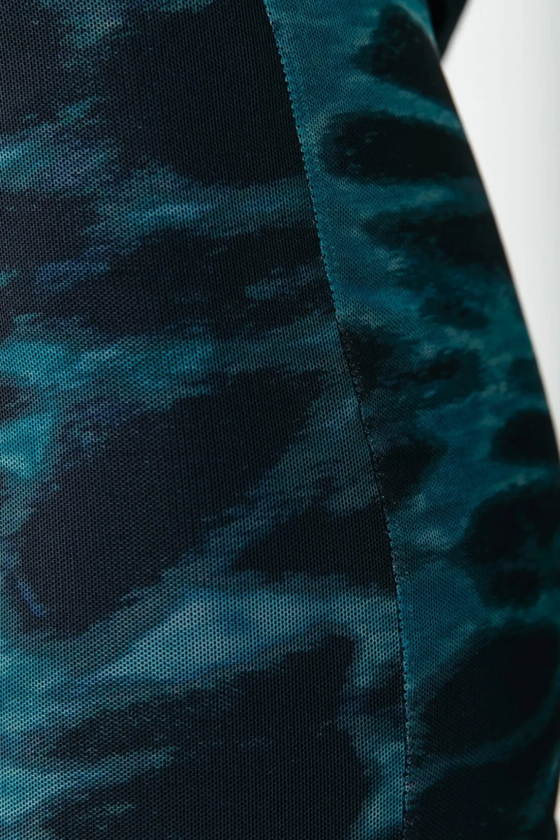 Broeken<Colourful Rebel Animal Mesh Flare Pants | Storm green Stormgreen