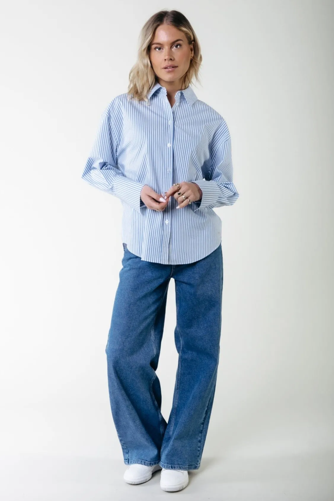 Broeken<Colourful Rebel Gaias High Rise Denim | Mid blue denim Midbluedenim