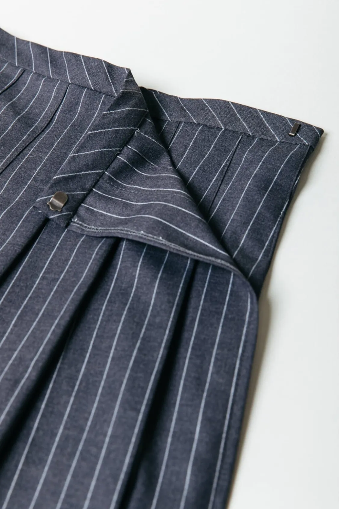 Rokken<Colourful Rebel Shaline Pinstripe Pleated Skirt | Dark Anthracite Darkanthracite